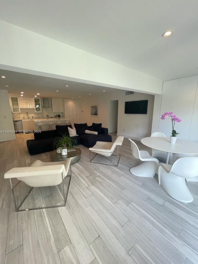 260 Sunrise Dr, Unit H, Key Biscayne, FL 33149 Photo