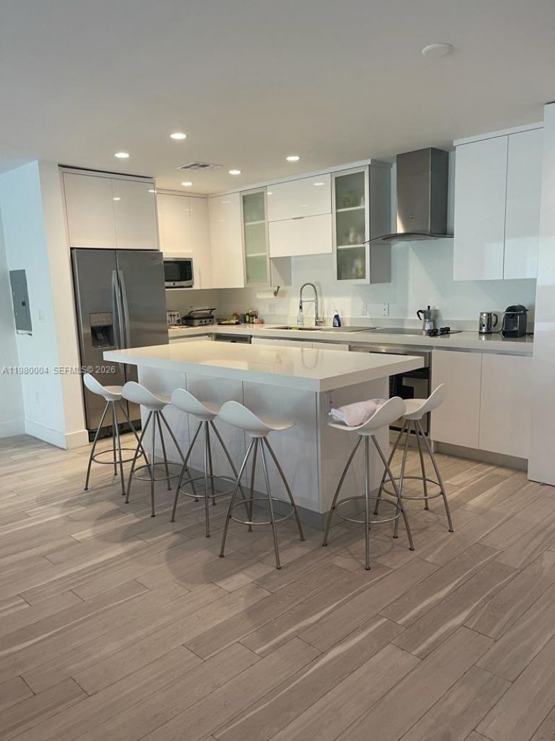 260 Sunrise Dr, Unit H, Key Biscayne, FL 33149 Photo