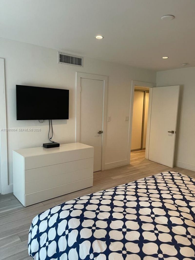 260 Sunrise Dr, Unit H, Key Biscayne, FL 33149 Photo
