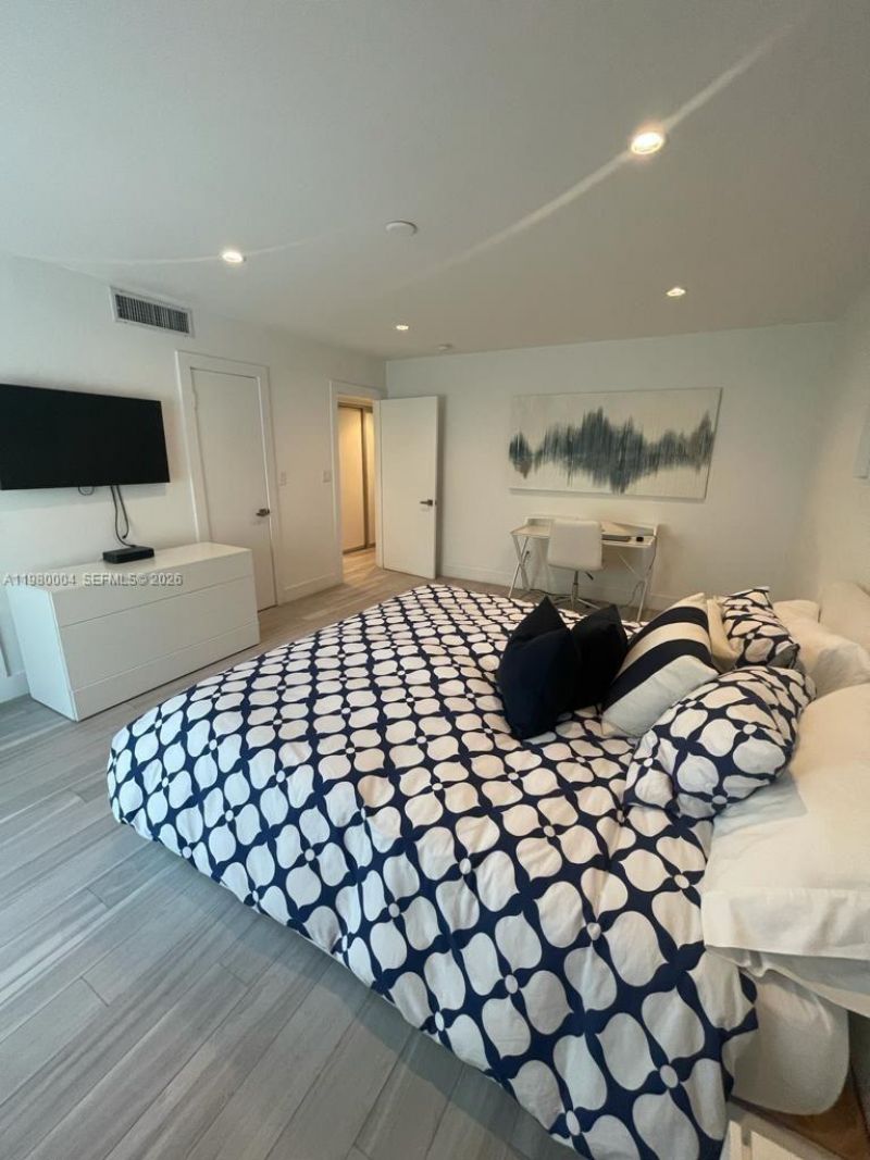 260 Sunrise Dr, Unit H, Key Biscayne, FL 33149 Photo