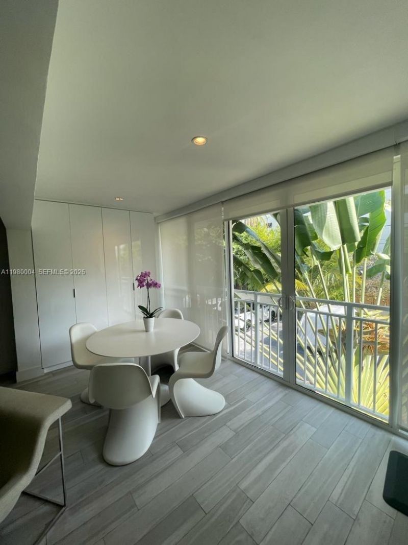 260 Sunrise Dr, Unit H, Key Biscayne, FL 33149 Photo