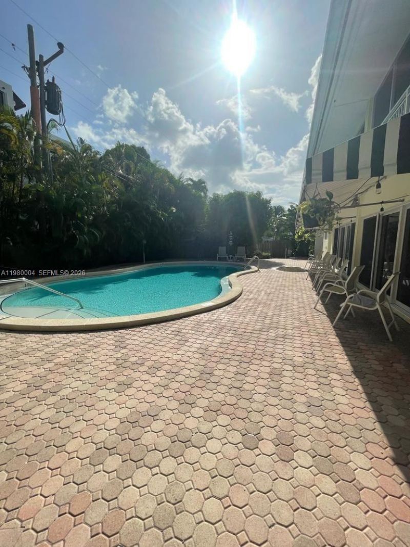260 Sunrise Dr, Unit H, Key Biscayne, FL 33149 Photo