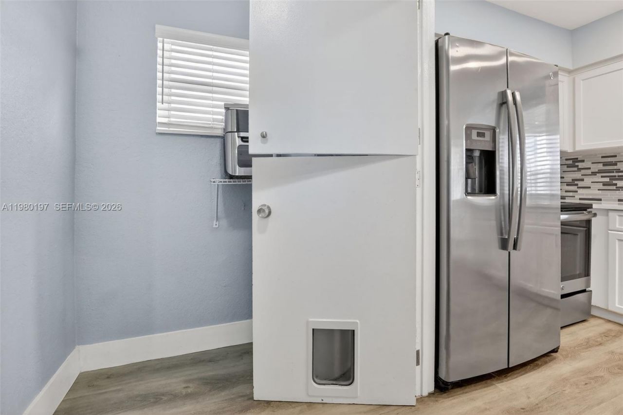 8008 NW 101st Ave, Tamarac, FL 33321 Photo