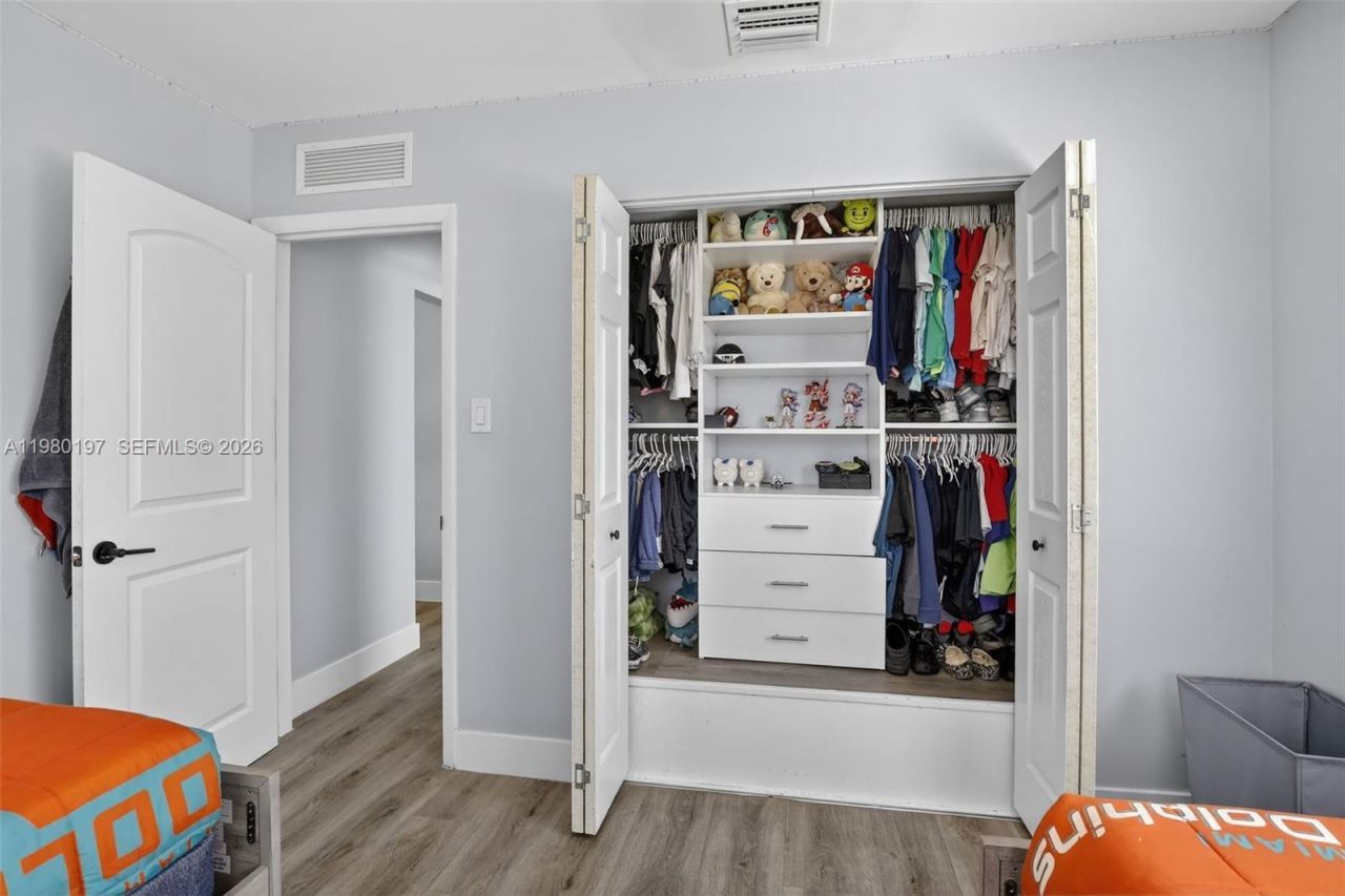 8008 NW 101st Ave, Tamarac, FL 33321 Photo