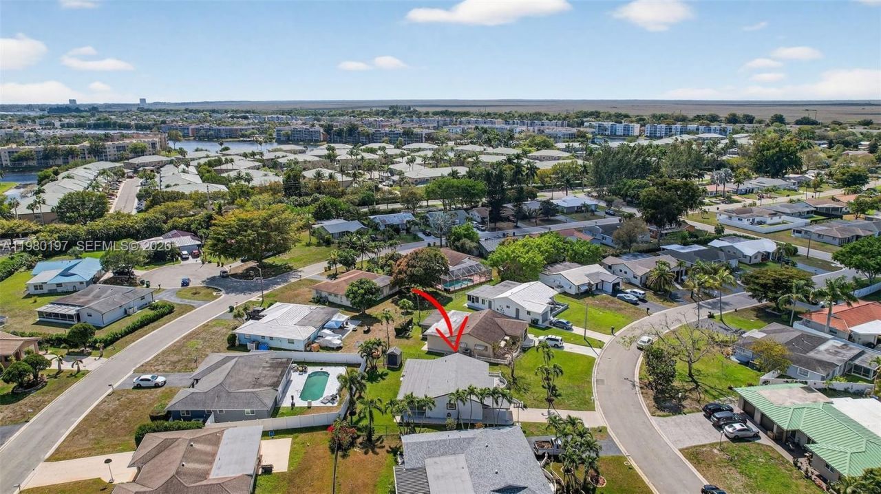 8008 NW 101st Ave, Tamarac, FL 33321 Photo