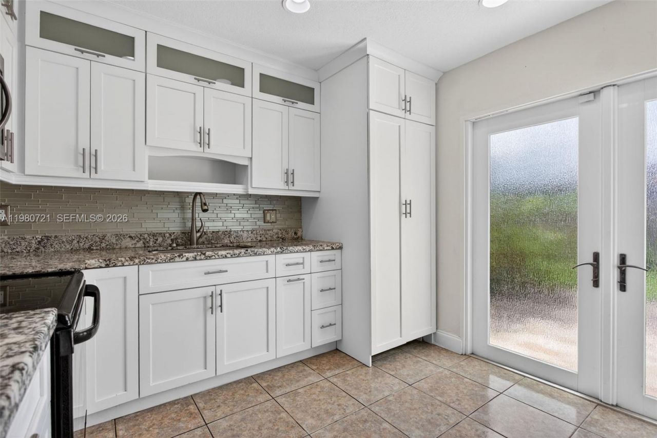 11160 NW 37th St , Sunrise, FL 33351 Photo