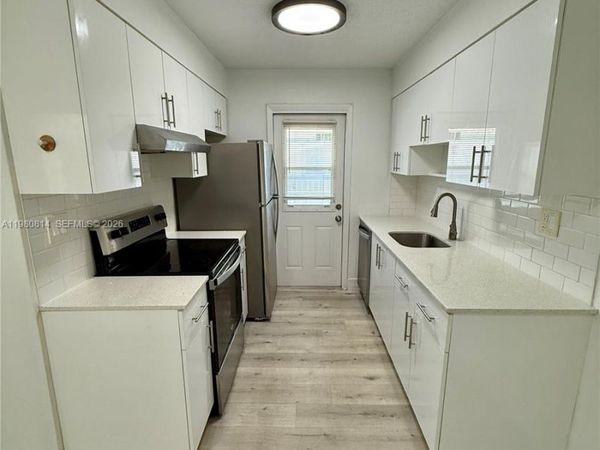 841 SW 74th Ter , Unit 201E, North Lauderdale, FL 33068