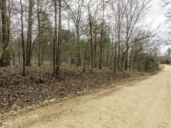 000 Onaga Drive, Hardy, AR 72542