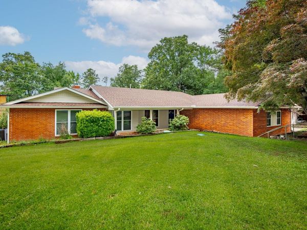 585 Narrows Drive, Greers Ferry, AR 72067