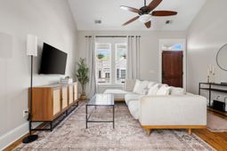 4 Senate Street photo 4