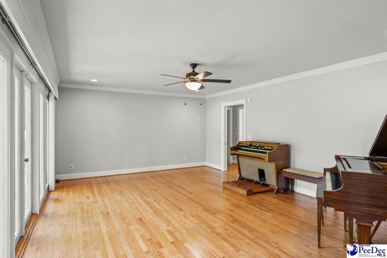 107 Providence Road Photo 19