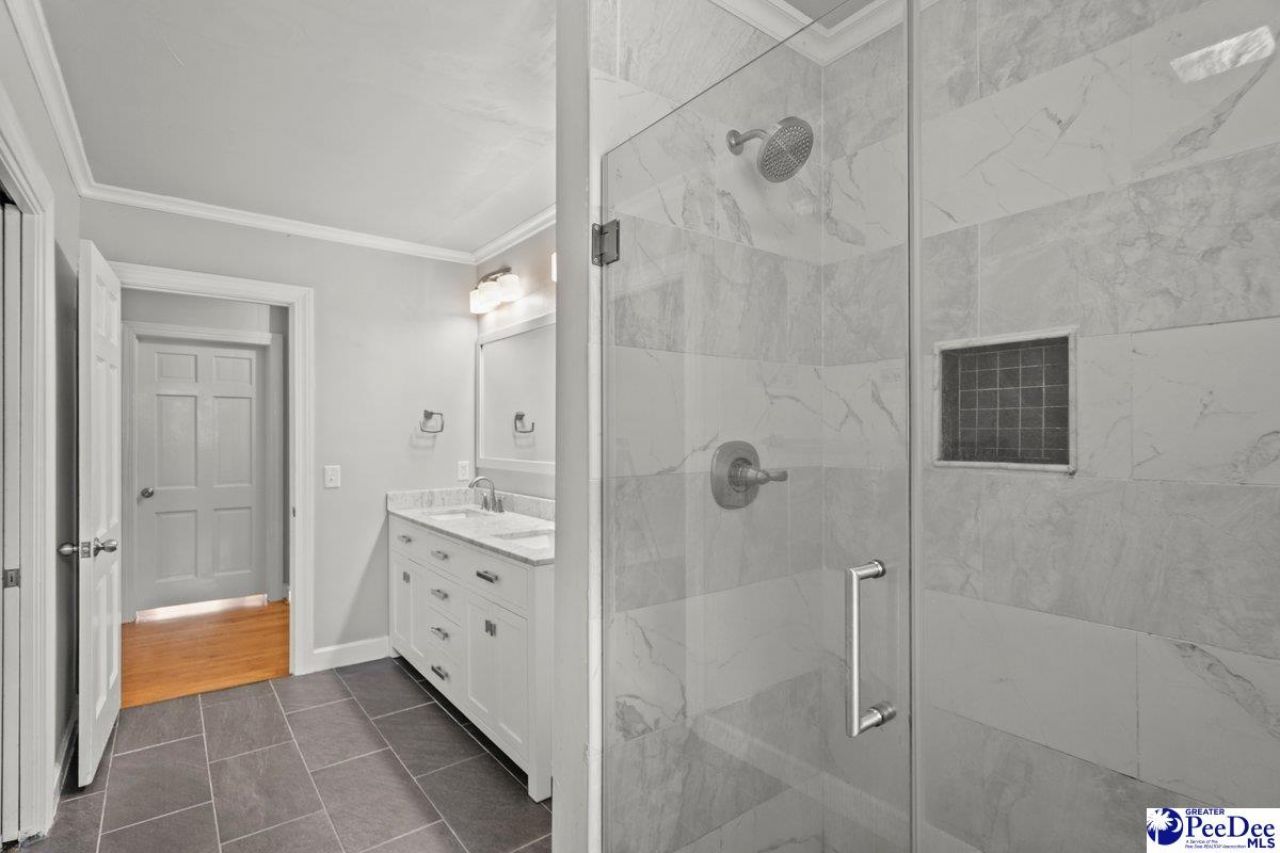 107 Providence Road Photo 30