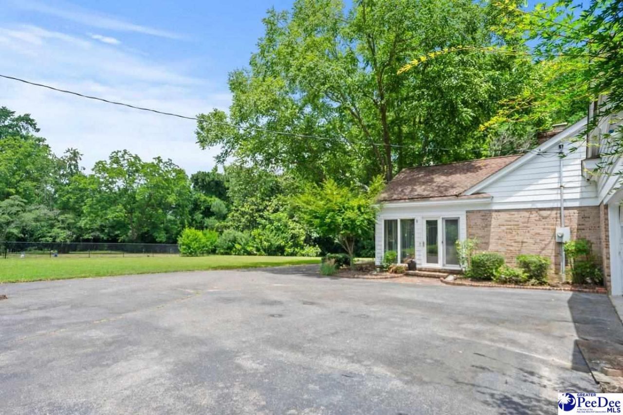 107 Providence Road Photo 39