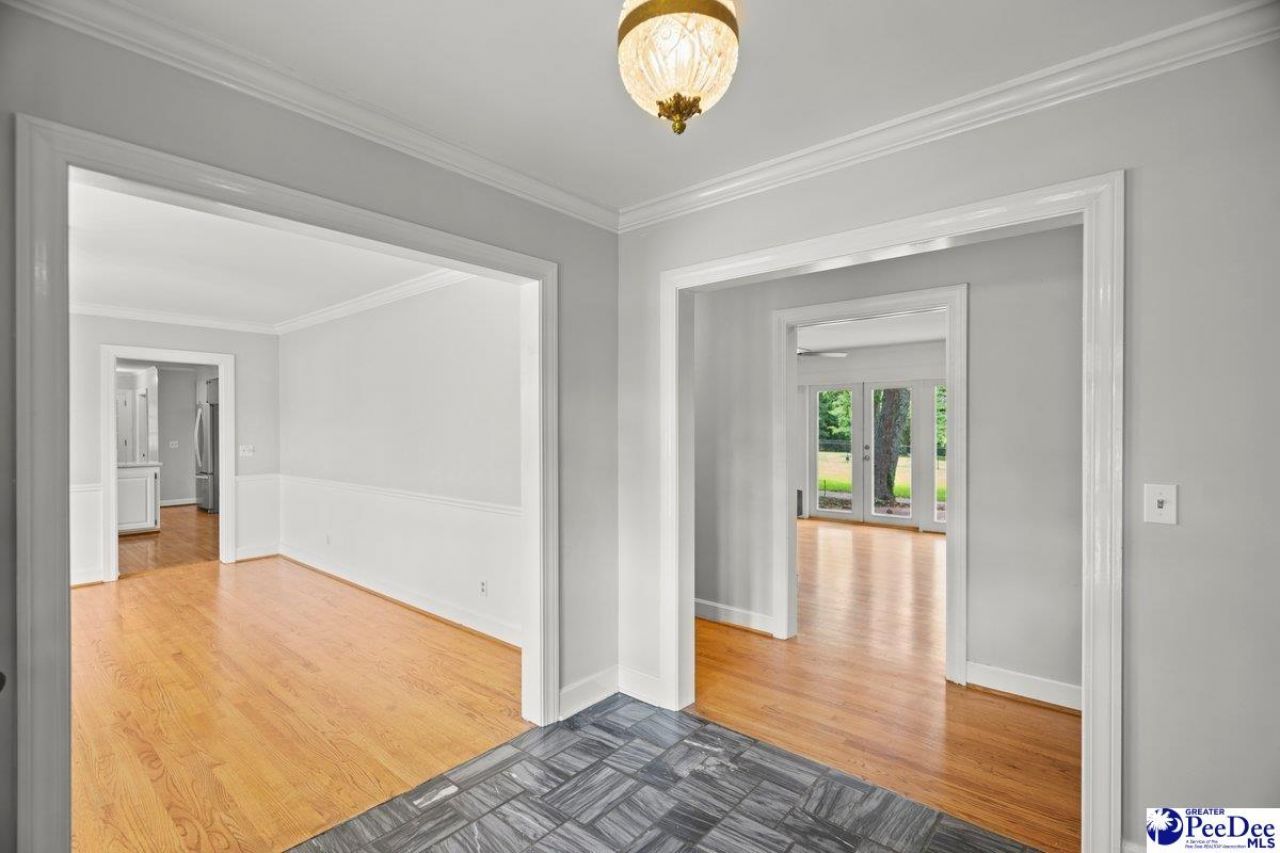 107 Providence Road Photo 6