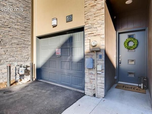 50 Cheyenne Boulevard, Colorado Springs, CO 80905