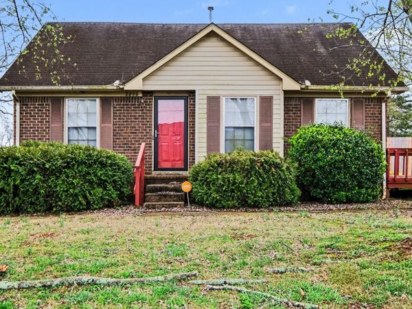 2236 Patriot Dr, Murfreesboro, TN 37130