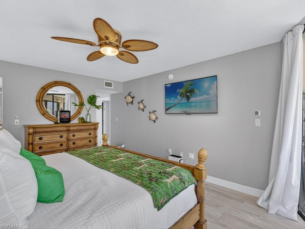 929 Collier Ct , Unit B301, Marco Island, FL 34145 Photo