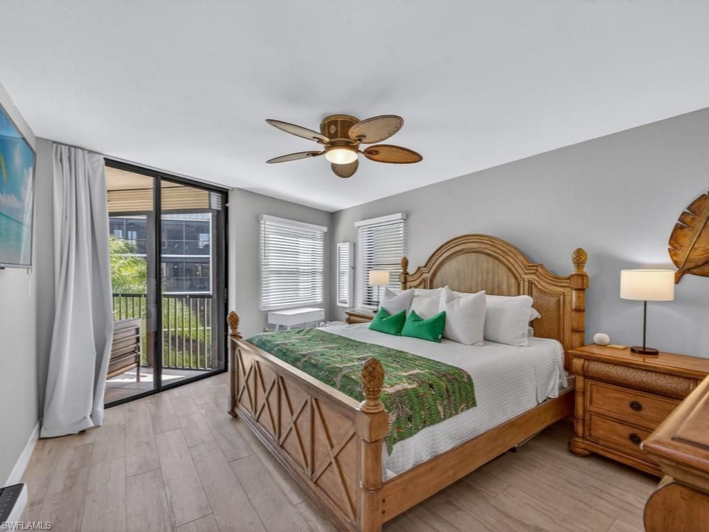 929 Collier Ct , Unit B301, Marco Island, FL 34145 Photo