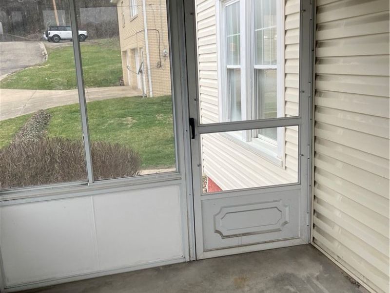 201 Hollywood Boulevard, Steubenville, OH 43953 Photo 19