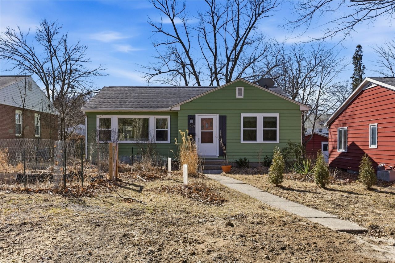 1521 E Court Street, Iowa City, IA 52245 Main Photo