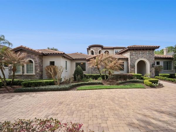 2018 CASTELLI BOULEVARD, MOUNT DORA, FL 32757