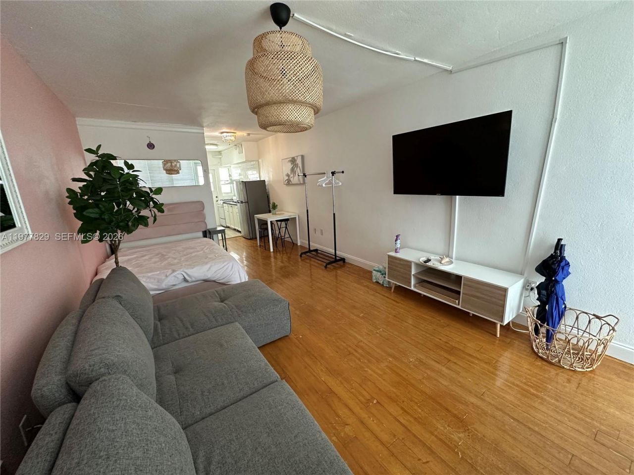 300 74th St , Unit 6, Miami Beach, FL 33141 Photo