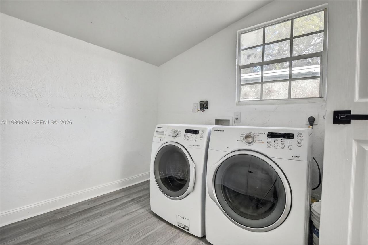 7120 Allen St , Hollywood, FL 33024 Photo