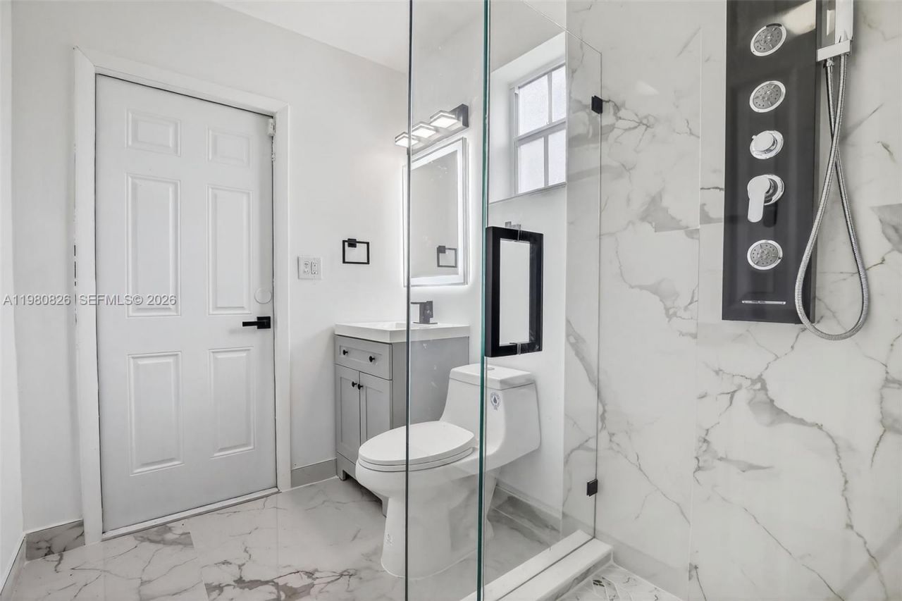 7120 Allen St , Hollywood, FL 33024 Photo