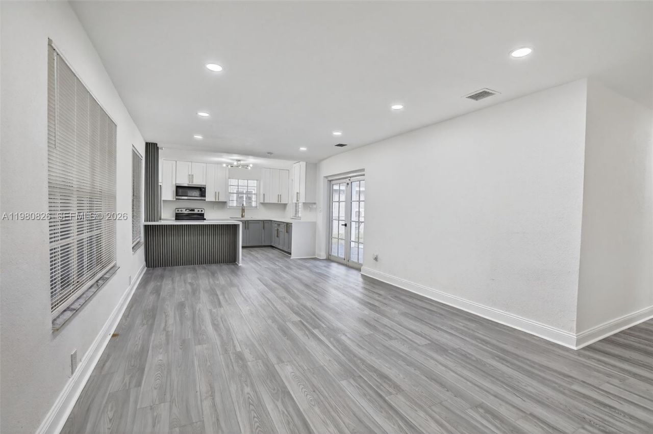 7120 Allen St , Hollywood, FL 33024 Photo