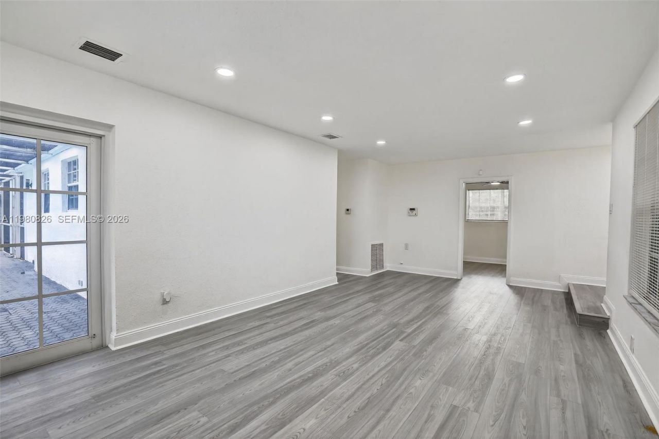 7120 Allen St , Hollywood, FL 33024 Photo