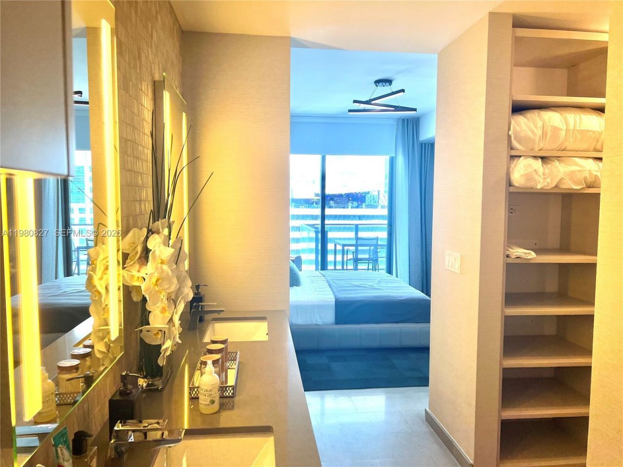 88 SW 7th St , Unit 1908, Miami, FL 33130 Photo