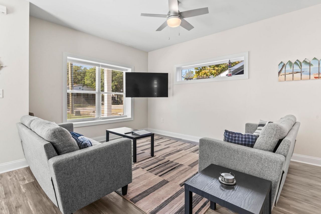 606 29th Ave. S Photo 6