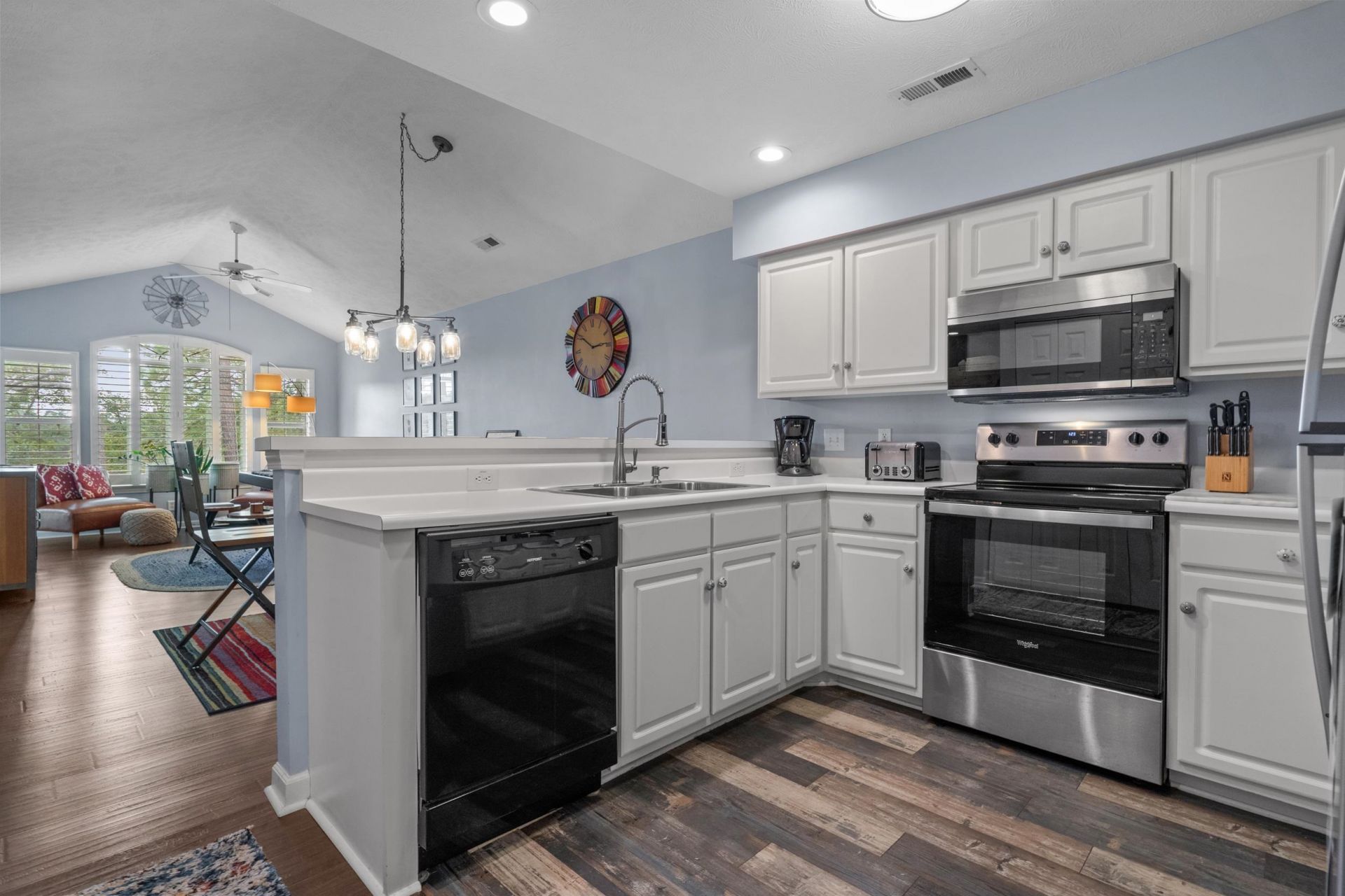 448 Pinehurst Ln. Photo 18