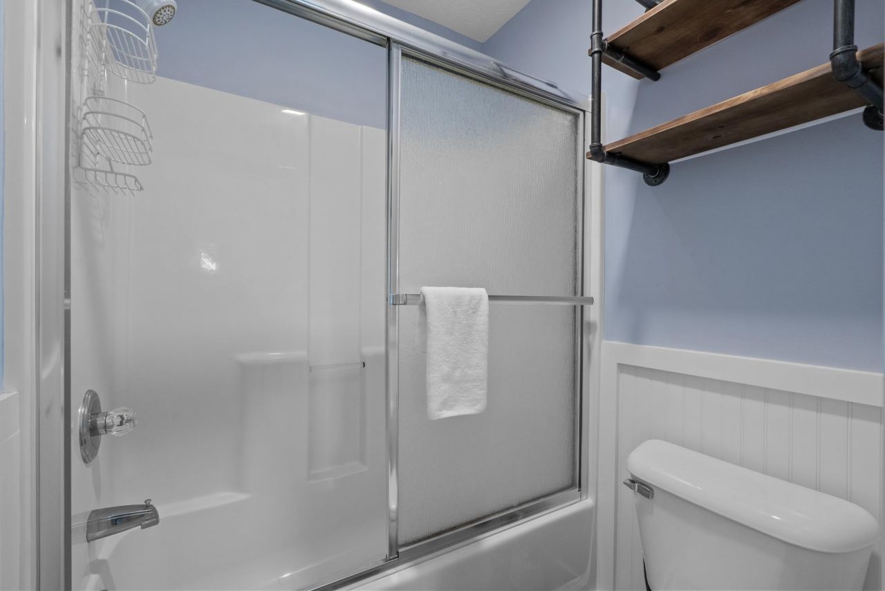 448 Pinehurst Ln. Photo 28