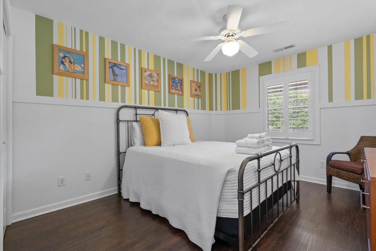 448 Pinehurst Ln. Photo 29