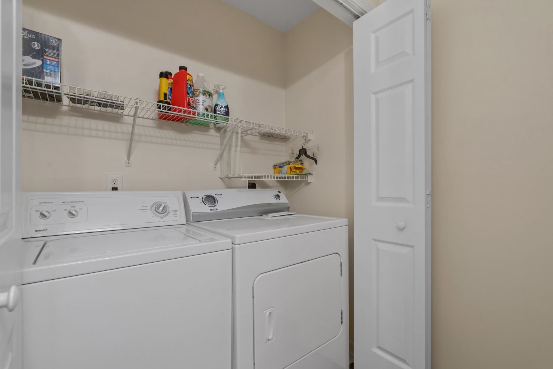 448 Pinehurst Ln. Photo 31