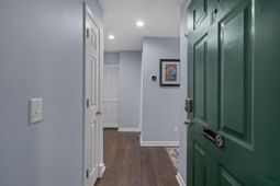 448 Pinehurst Ln. photo 4