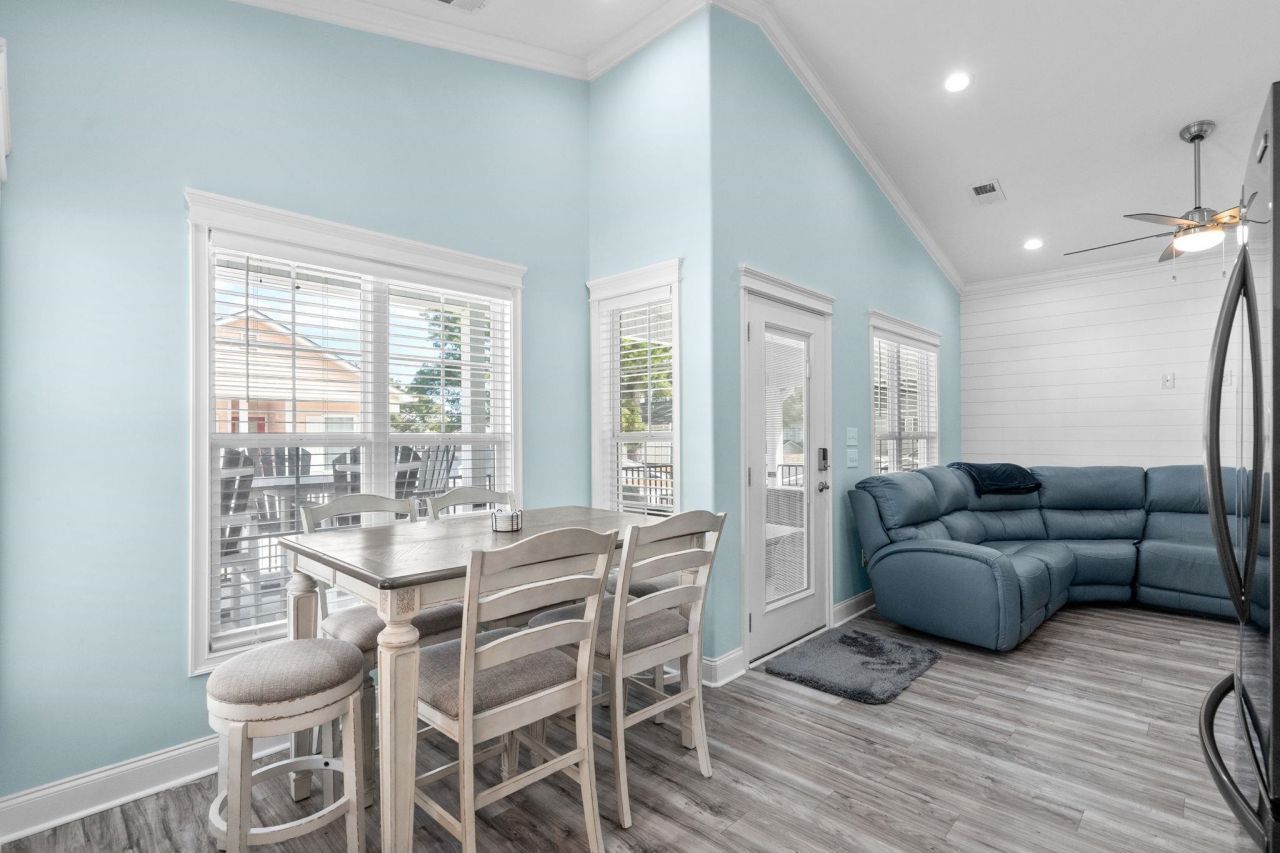 6001 - 1676 S Kings Hwy. Photo 23