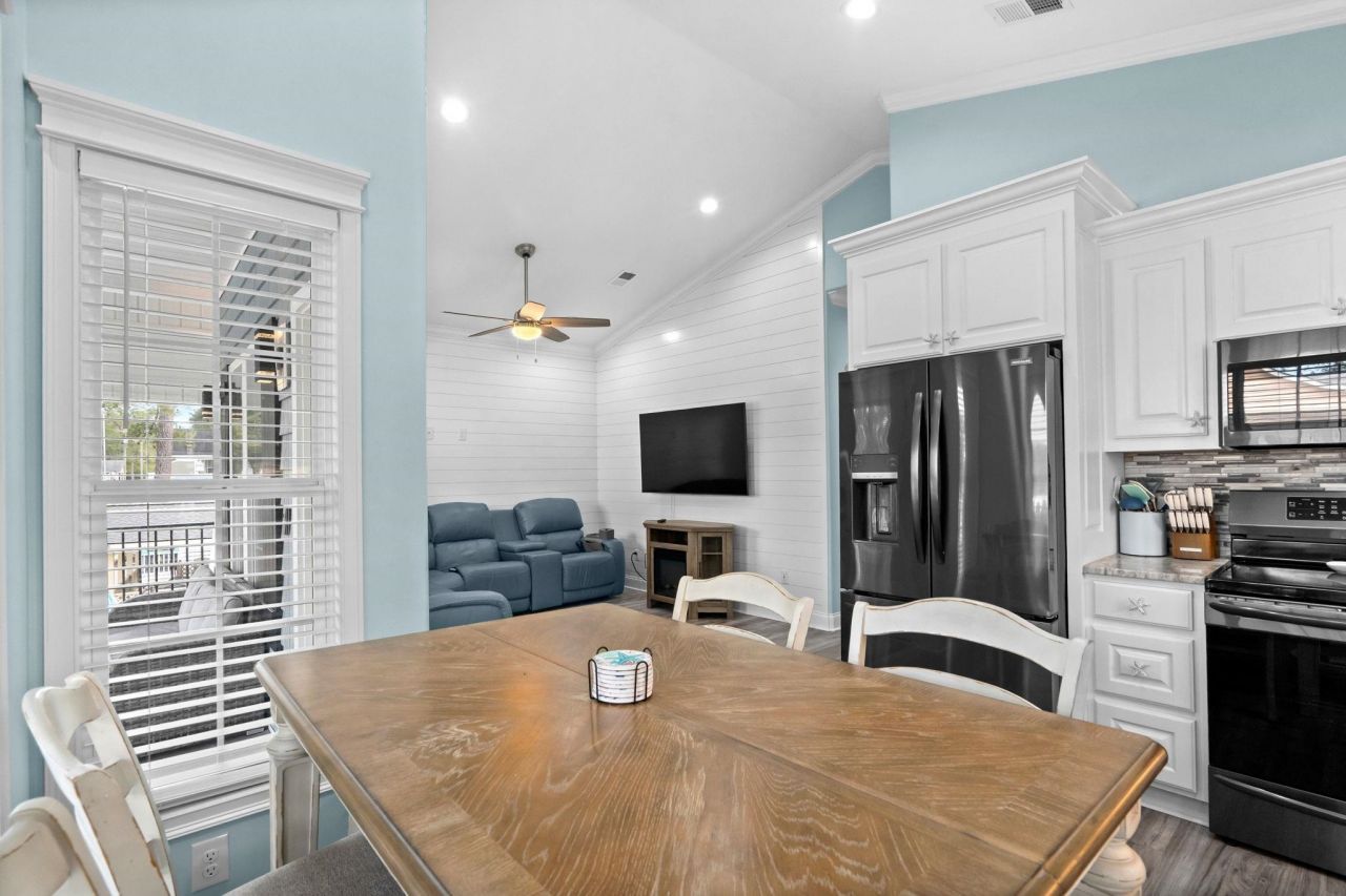 6001 - 1676 S Kings Hwy. Photo 25