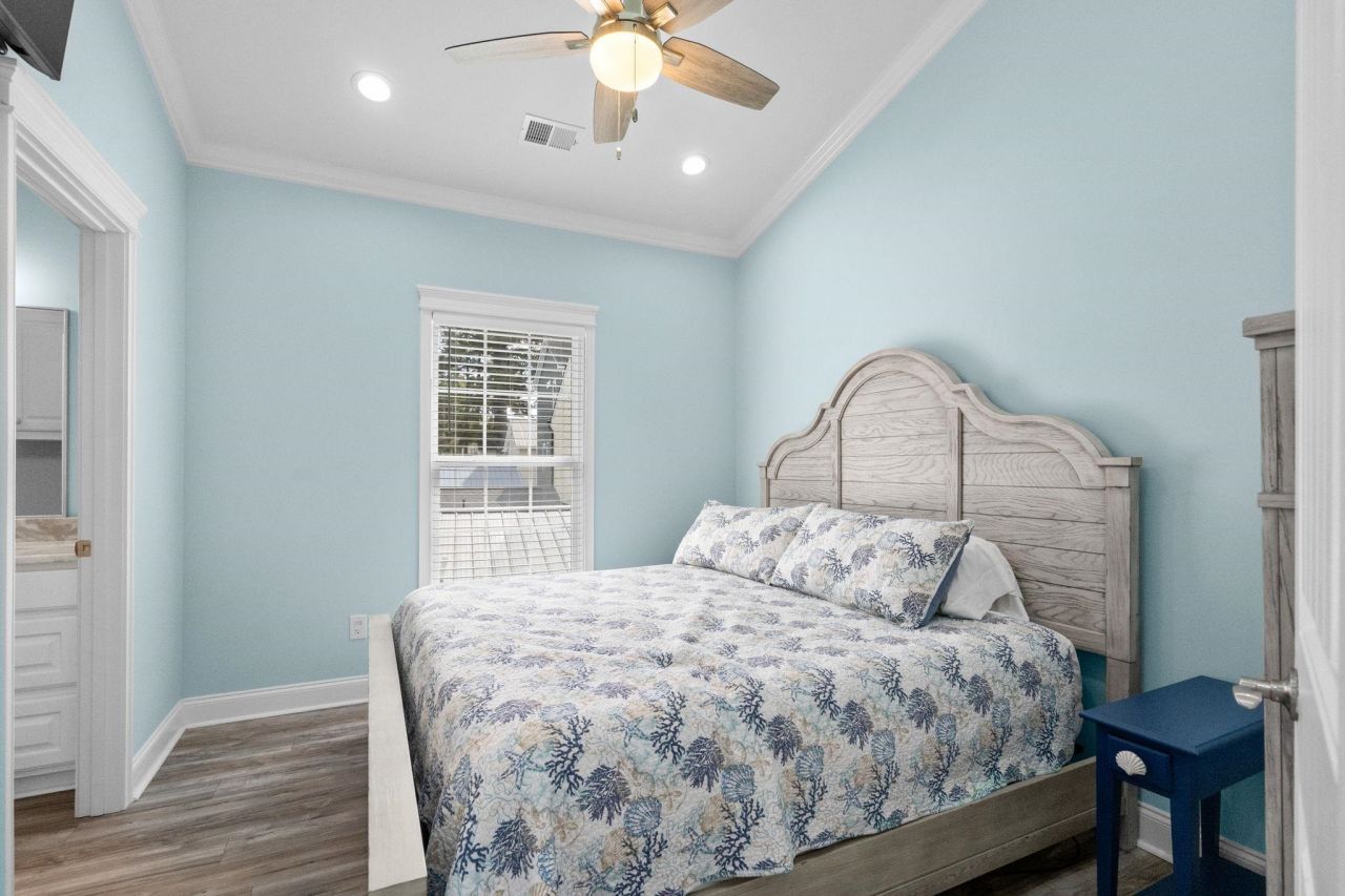 6001 - 1676 S Kings Hwy. Photo 26