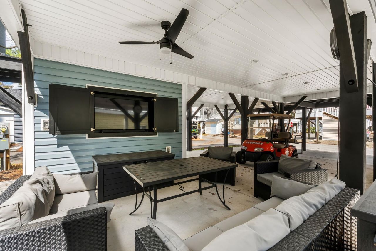 6001 - 1676 S Kings Hwy. Photo 9