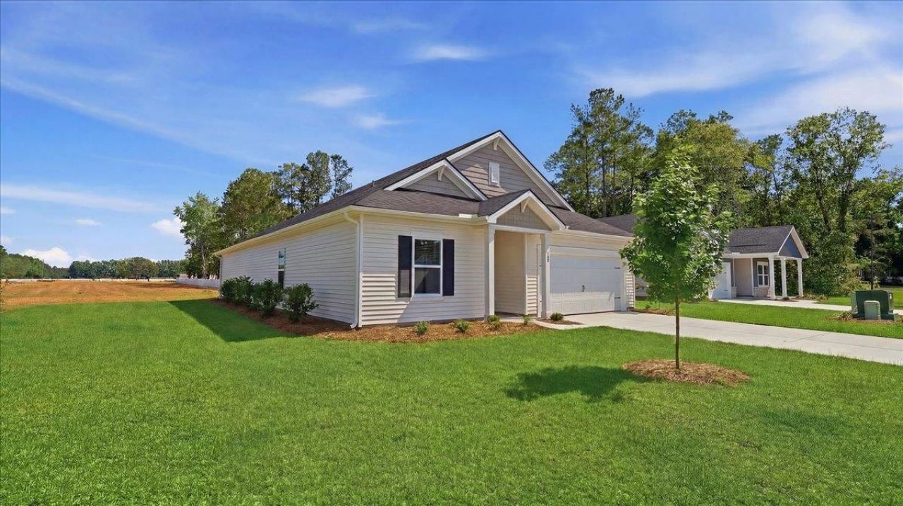 122 Jasmine Dr. Photo 3