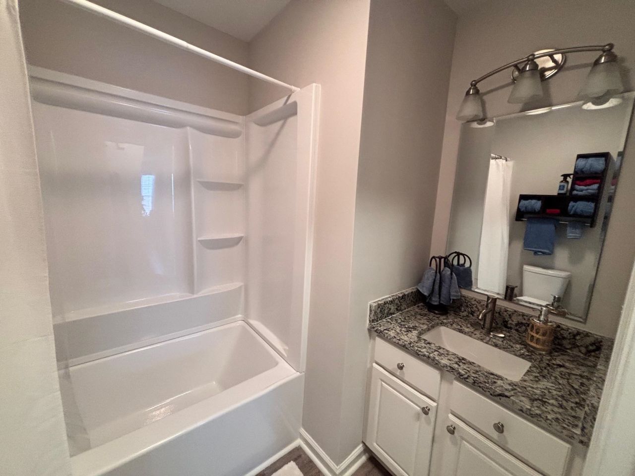 1676 Citadel Ln. Photo 12