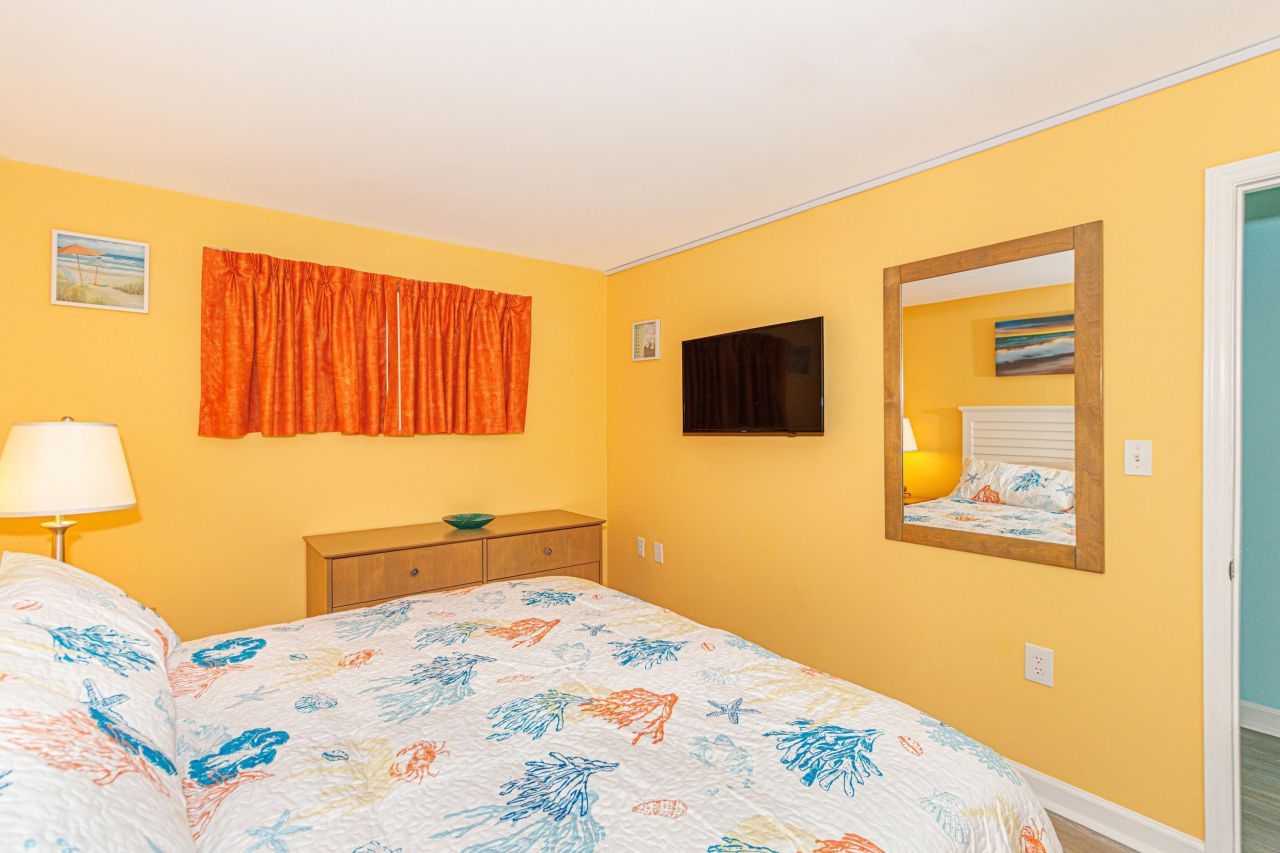 2310 N Ocean Blvd.  Photo 17