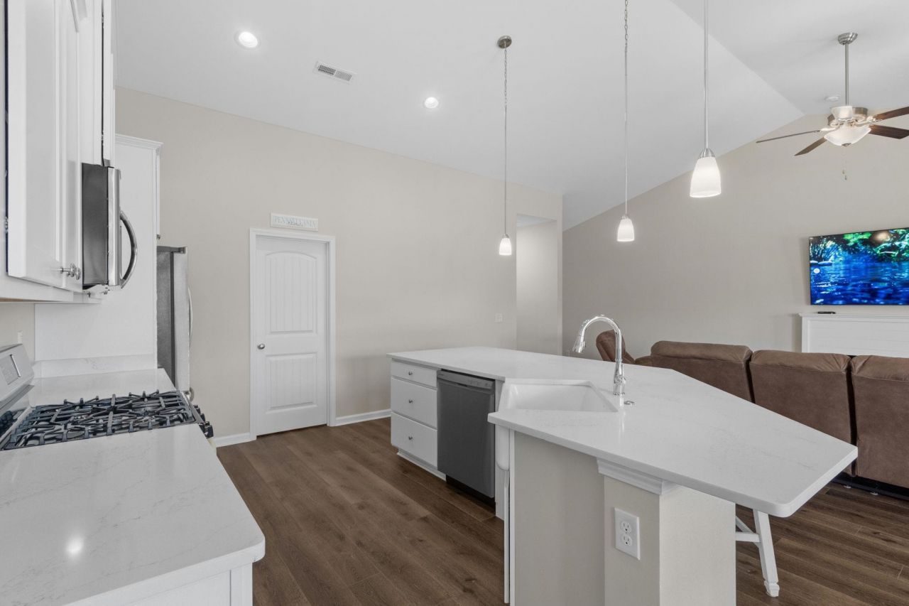 654 Rycola Circle Photo 19