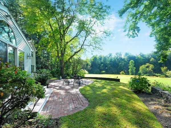 308 Musterfield Road, Concord, MA 01742