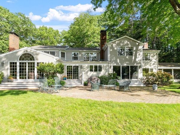 308 Musterfield Road, Concord, MA 01742