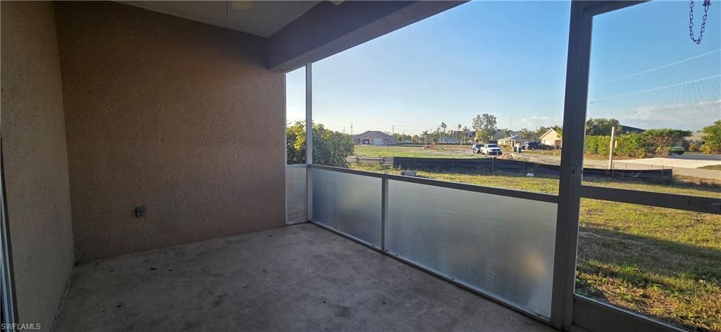 1019 SE 12th Ter , Cape Coral, FL 33990 Photo