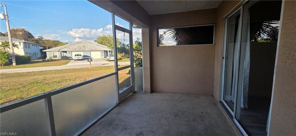 1019 SE 12th Ter , Cape Coral, FL 33990 Photo