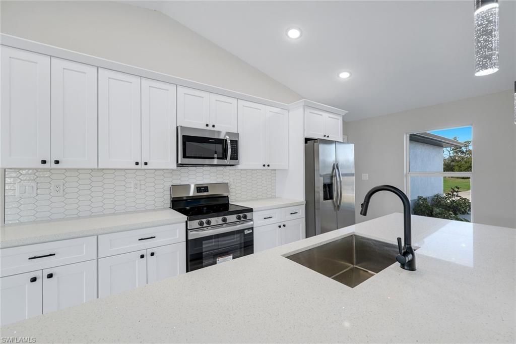 1105 NW 21st Ave, Cape Coral, FL 33993 Photo